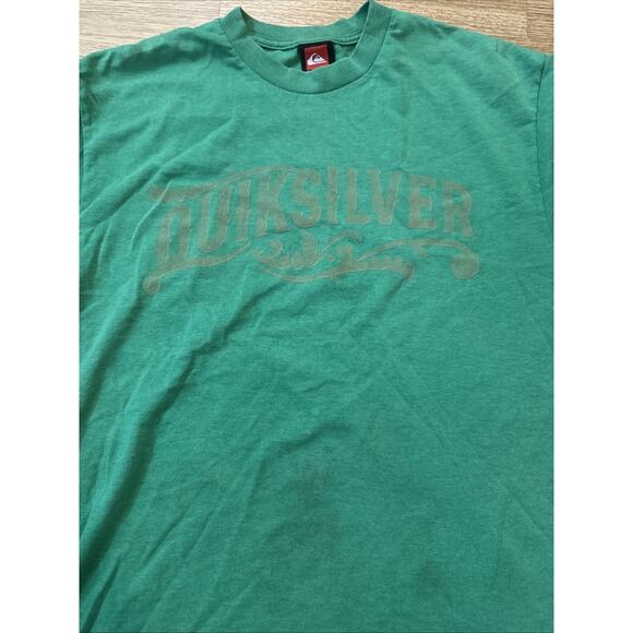 Vintage Quicksilver Spell-Out Sun-Faded Distressed T-Shirt Size XL - Picture 2 of 3